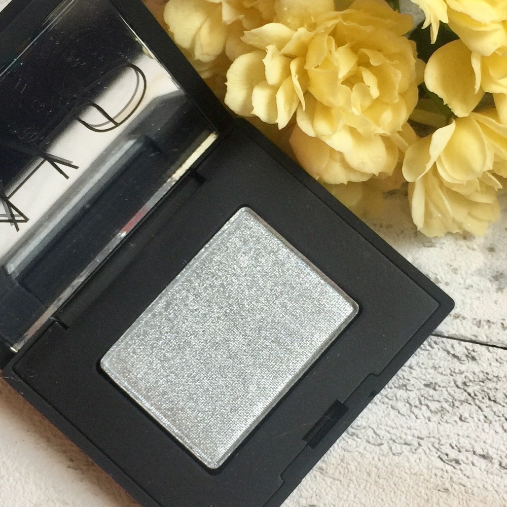 HOST PICK💫NARS Single Eyeshadow, Banquise, Ombré